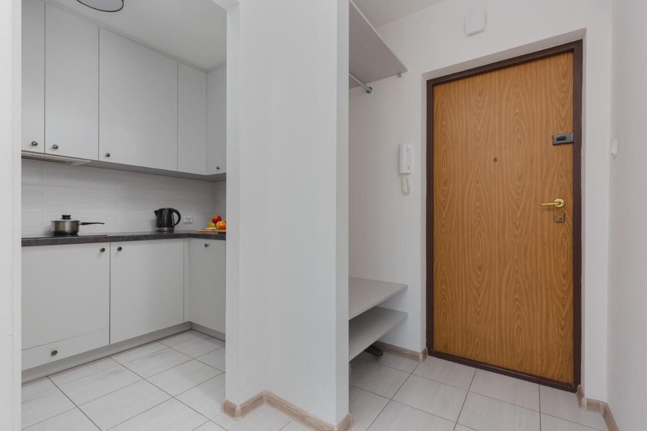 Apartaments Solec 79 By Noclegi Renters Varšava Exteriér fotografie