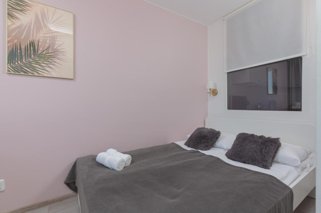 Apartaments Solec 79 By Noclegi Renters Varšava Exteriér fotografie