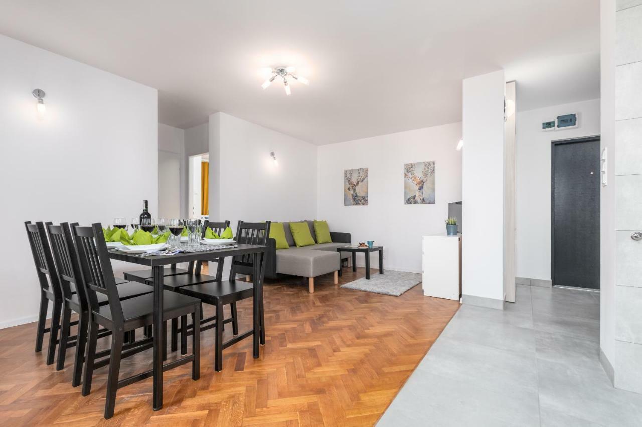 Apartaments Solec 79 By Noclegi Renters Varšava Exteriér fotografie